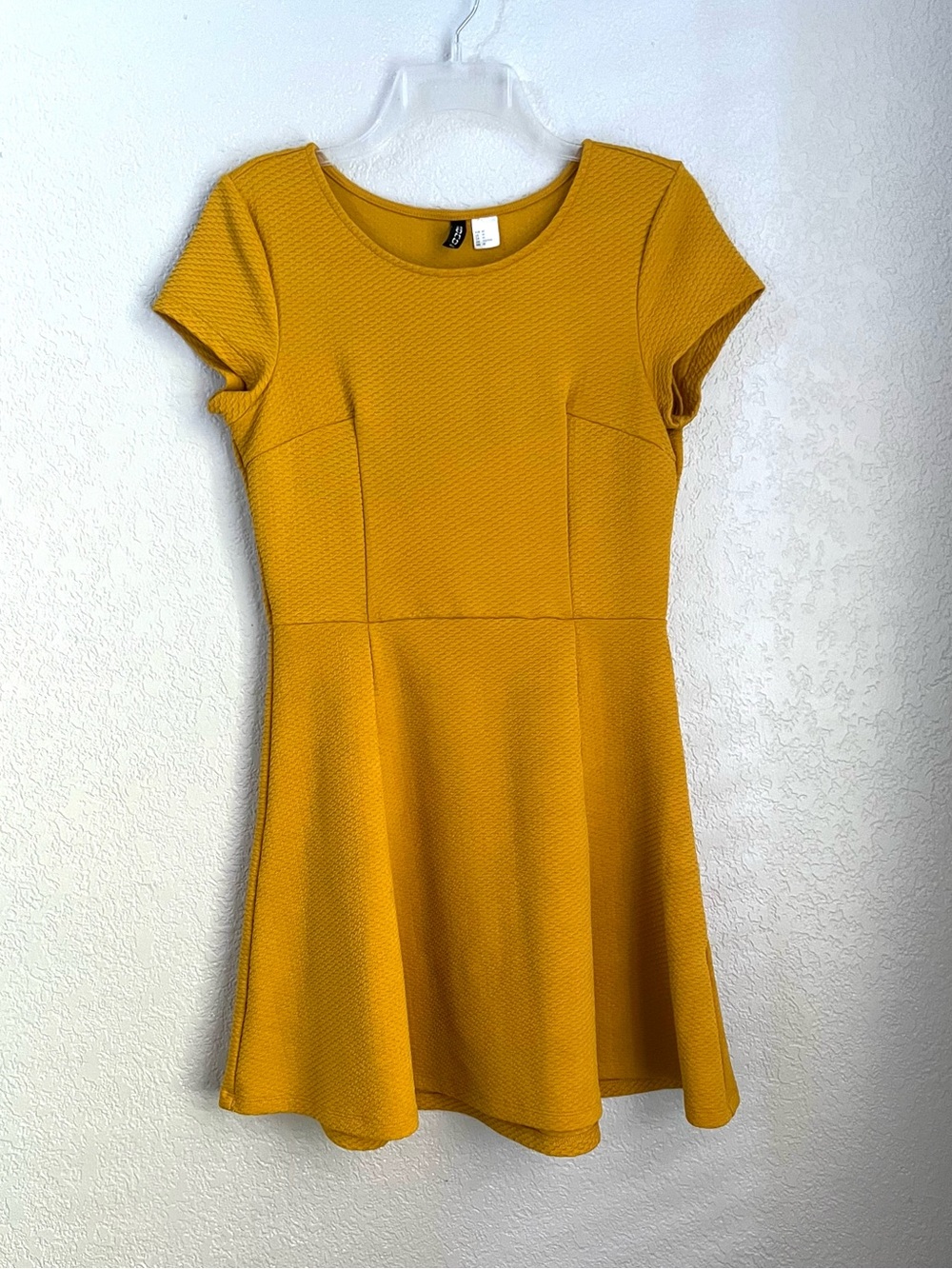 H&M Divided Mustard Yellow  Fit & Flare Skater Dress Short Sleeve Casual size 10